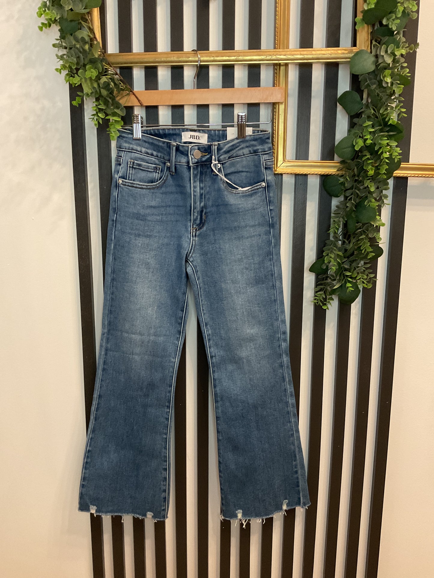 Crop Flare JBD