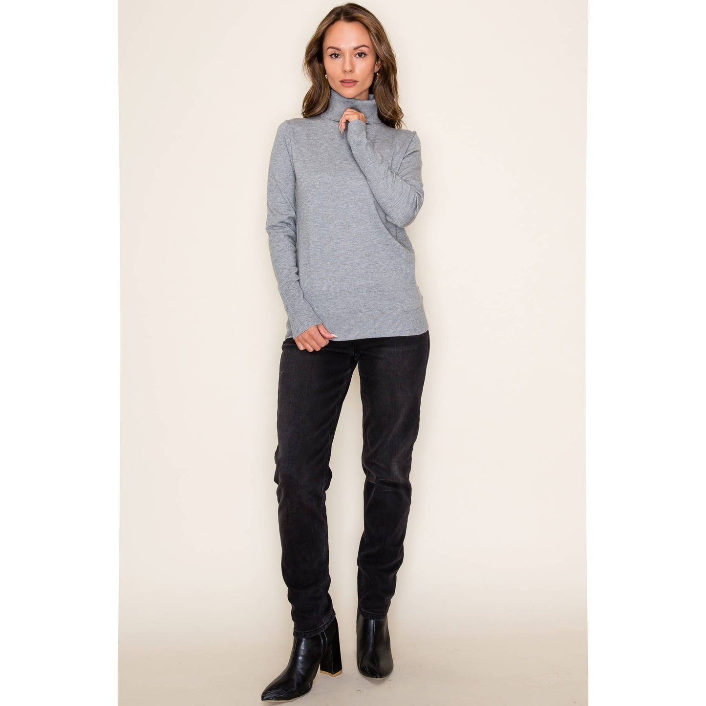 Turtle Neck Long Slv. Gray
