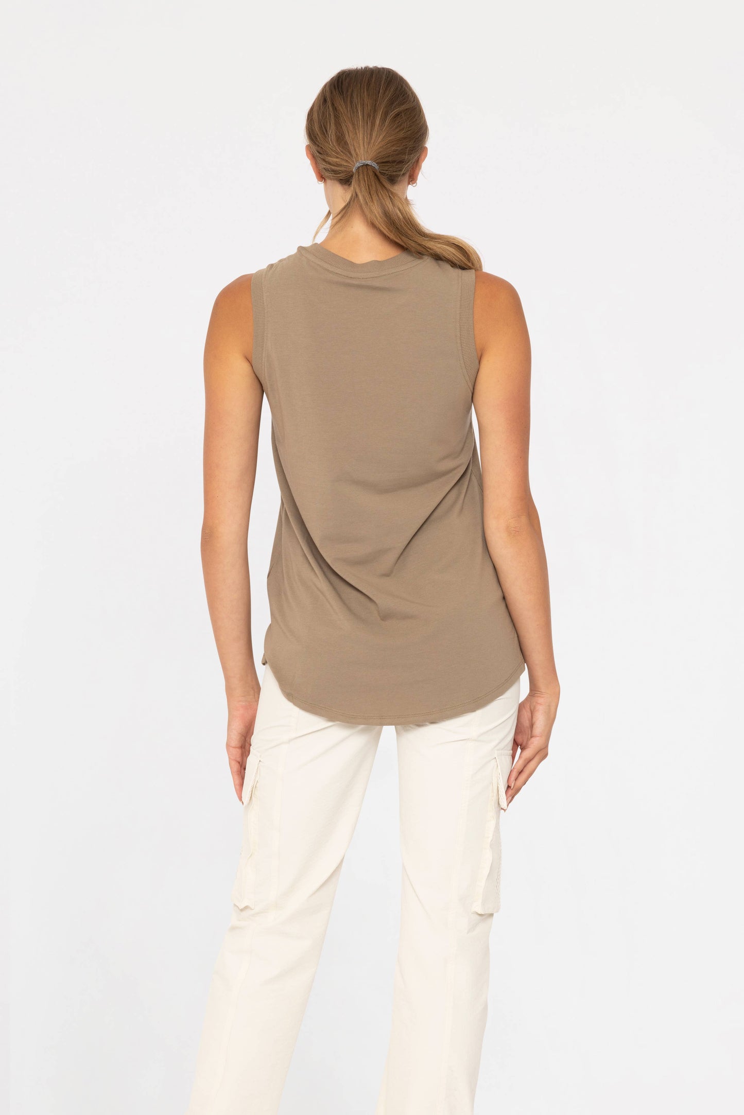 Flowy Tank